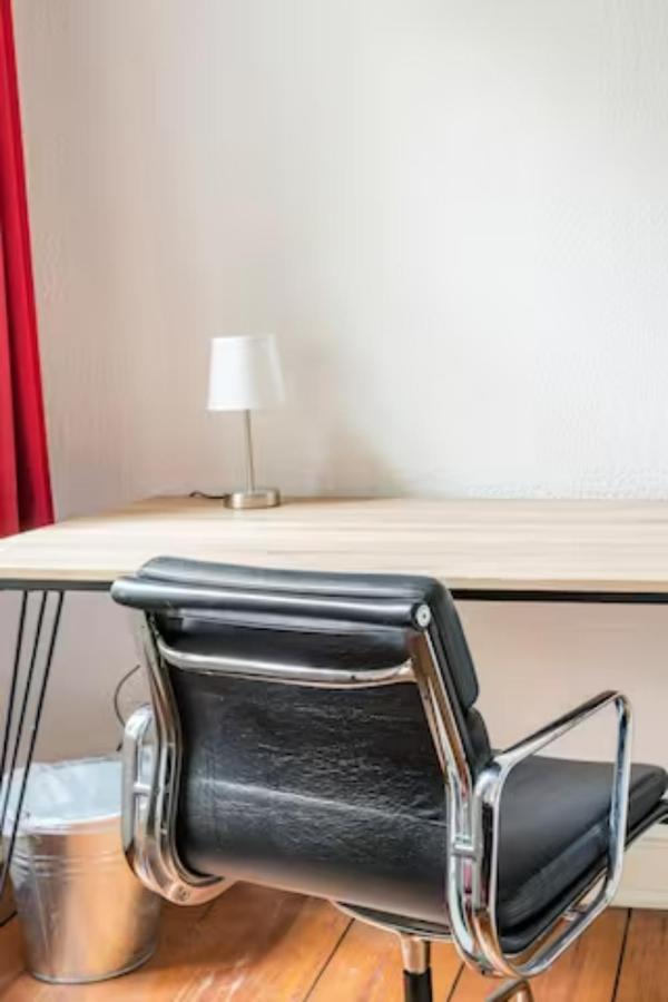 Großzügige 185m2-altbauwohnung In Bestlage 7zimmer-2bäder-2küchen-2wcs * Hamburg